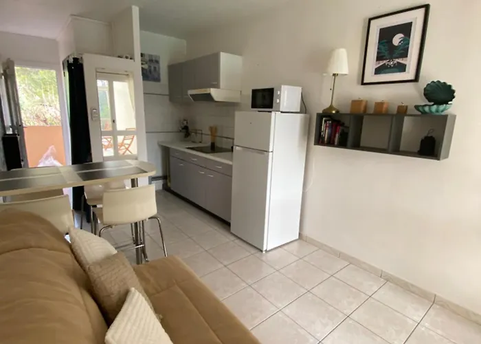 Cotepiscine Apartment